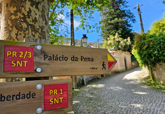 Castelo dos Mouros up hill hike