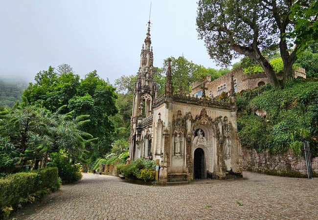 Capela da Santíssima Trindade Quinta da Regaleira sintra