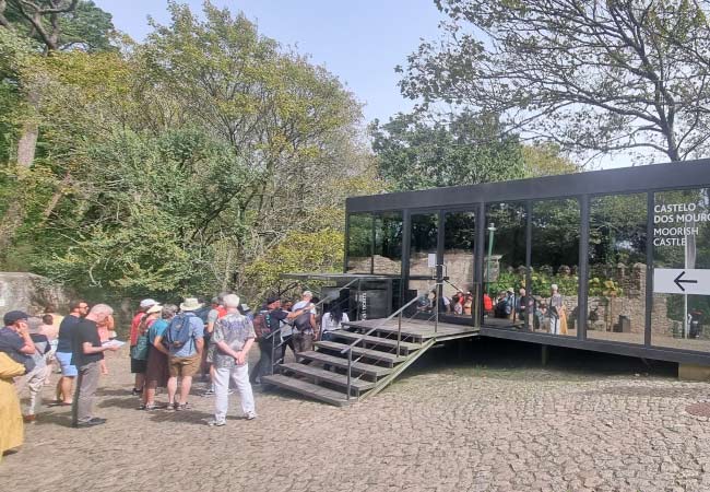 Castle of the Moors ticket office Queues