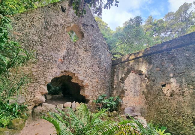 Ruínas da Capela de Monserrate