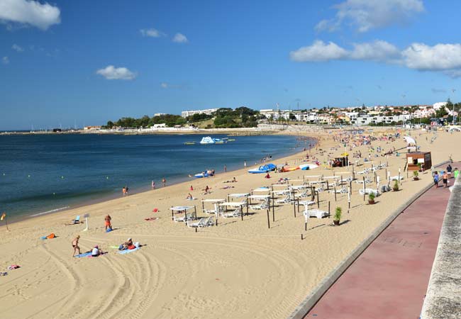 Praia de Santo Amaro Oeiras beach