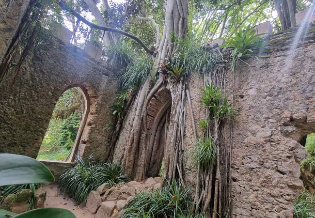 Ruínas da Capela de Monserrate